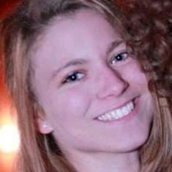 Meet your Posher, Sara - Picture 1 of 1
